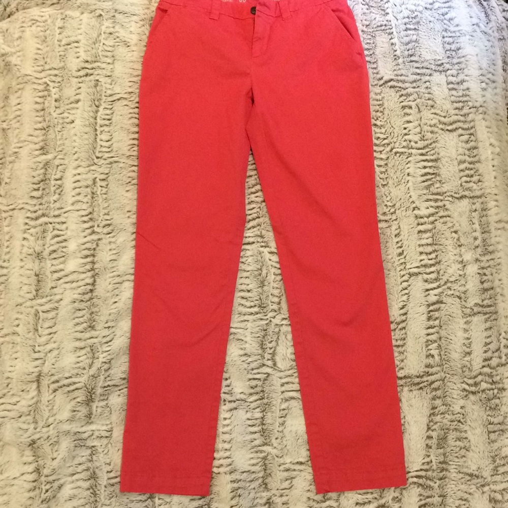 GAP Women’s Red Straight-Leg Khakis